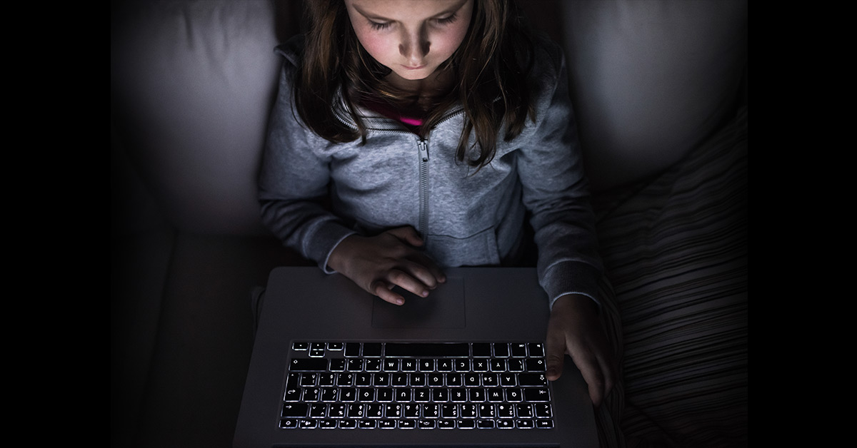 keeping-your-children-safe-from-online-predators-main-image